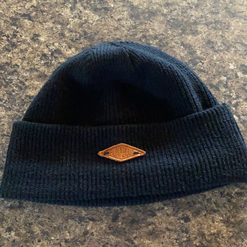 Runabout goods beanie